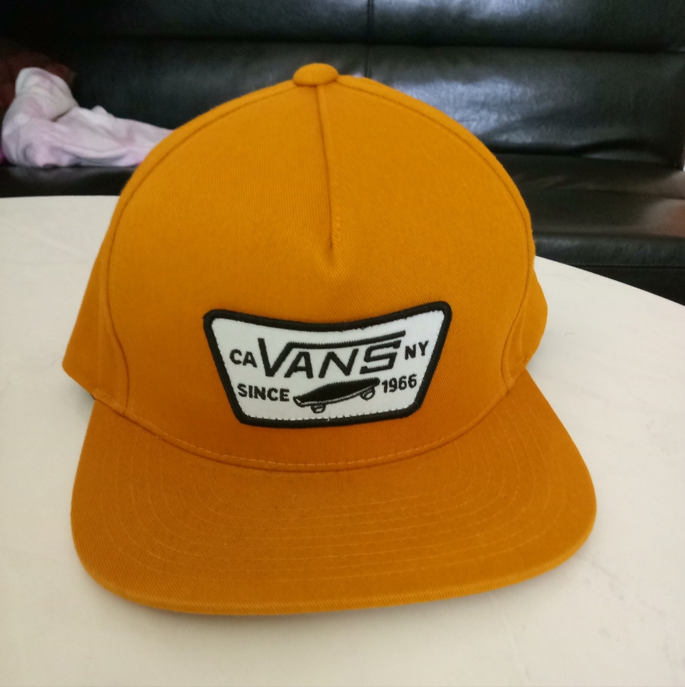 Vans yellow snapback